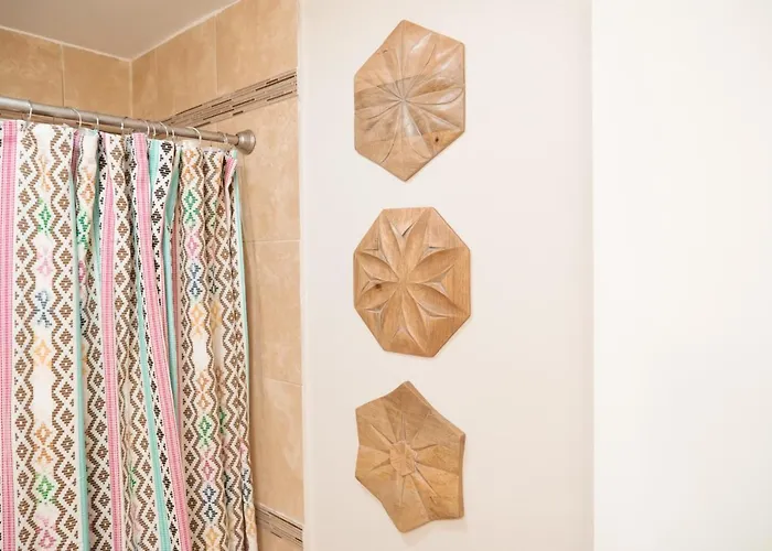 Calm & Well-equipped 2br Chicago - Cozy Apartment *