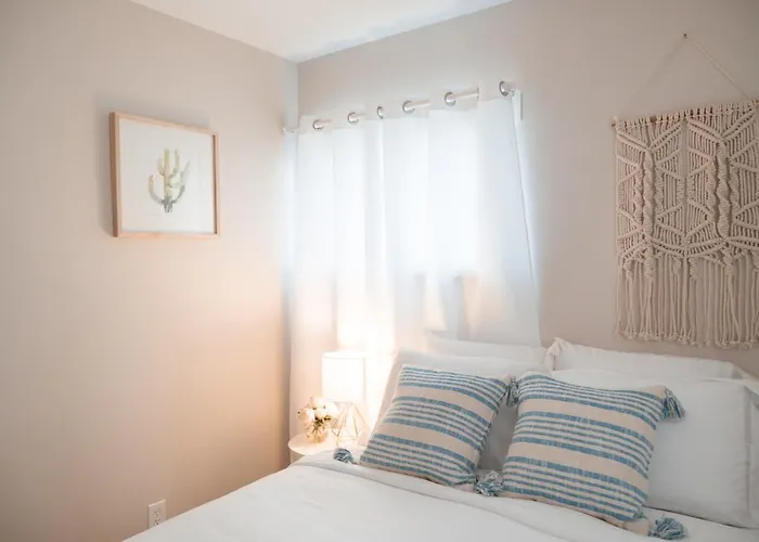 Calm & Well-equipped 2br Chicago - Cozy Dunning