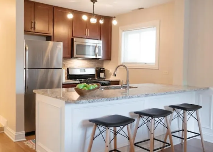 Apartment Calm & Well-equipped 2br Chicago - Cozy Dunning