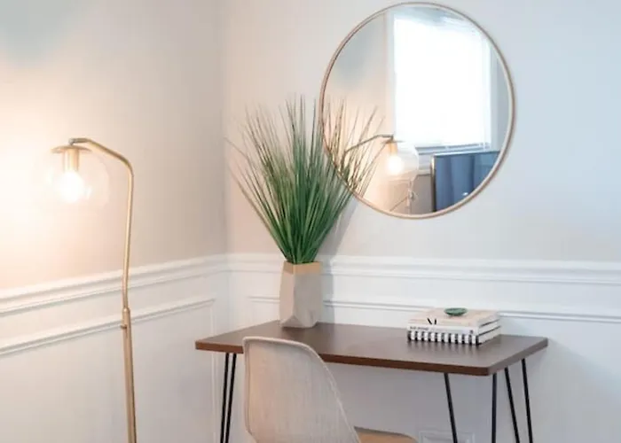 Calm & Well-equipped 2br Chicago - Cozy